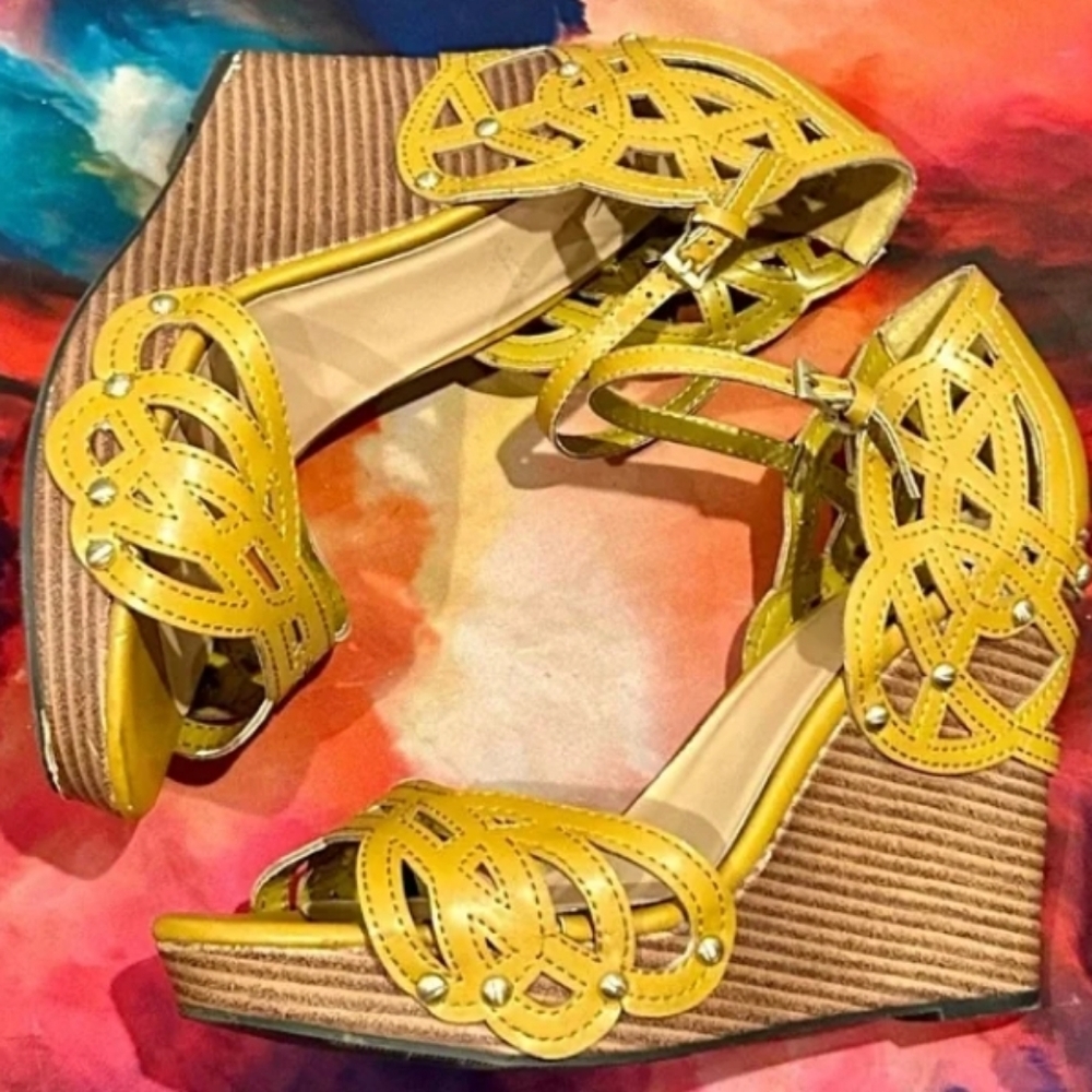 Wedges - Picture 2 of 5